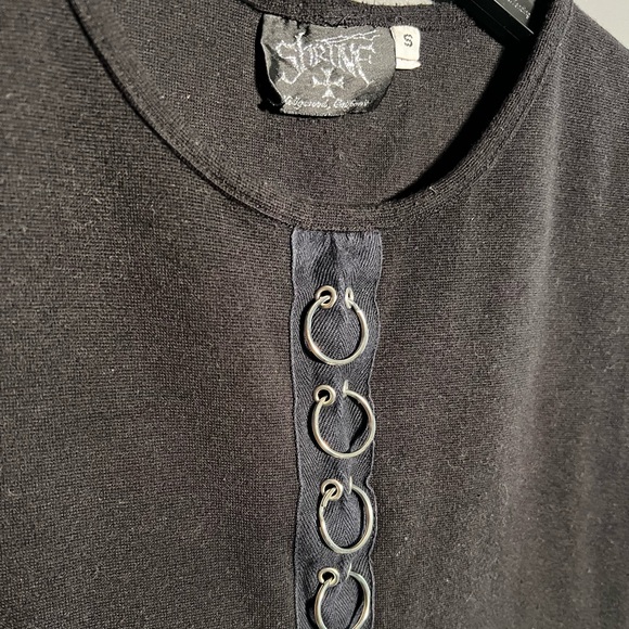 Shrine - Picture 4 of 6